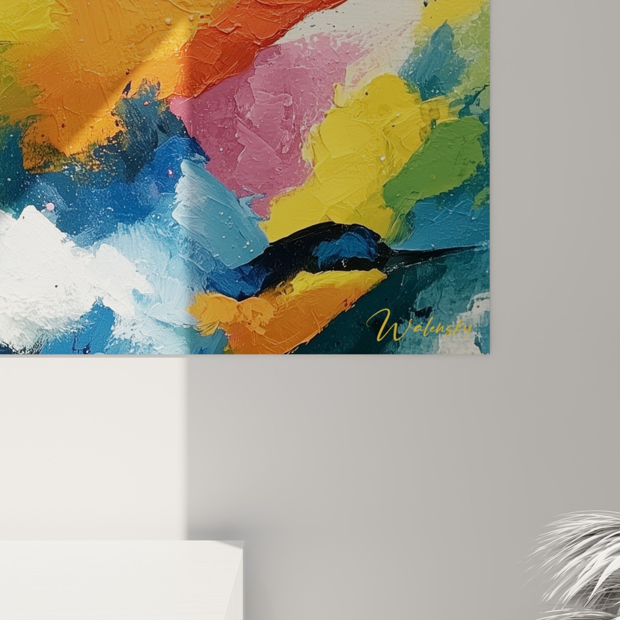 Empâtements épais bleu marine et touches orangées, matière picturale dense de ce tableau style Peinture abstrait