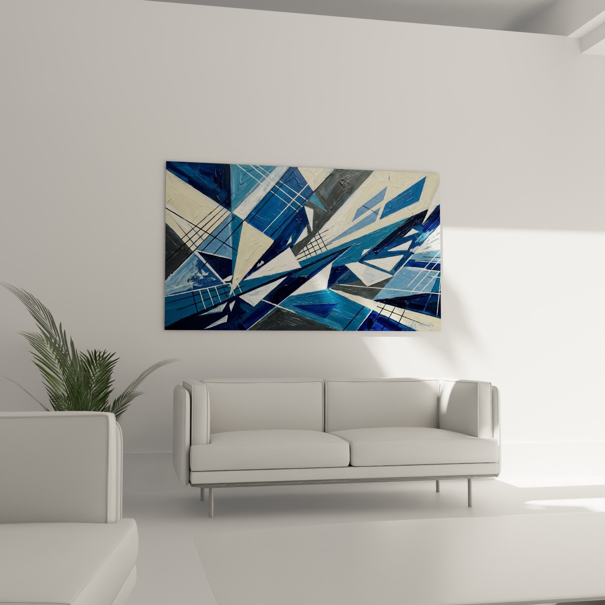 Triangles acérés bleu clair et ivoire disposés au-dessus d'un canapé dans un salon lumineux