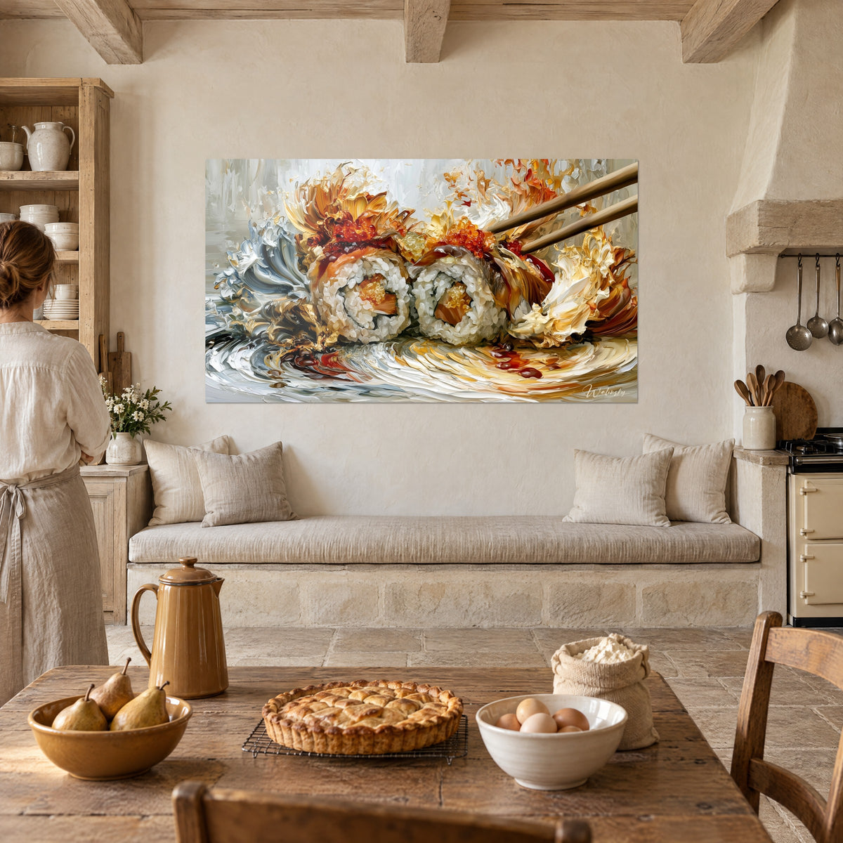 Tableau california roll en peinture à l'huile, riz perlé, caviar rouge et écume dorée, sur mur beige d'une cuisine rustique