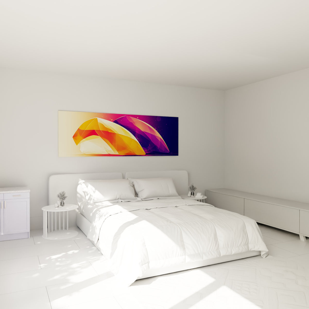 Nigiri stylisé doré et violet accroché au-dessus d'un lit dans une chambre claire