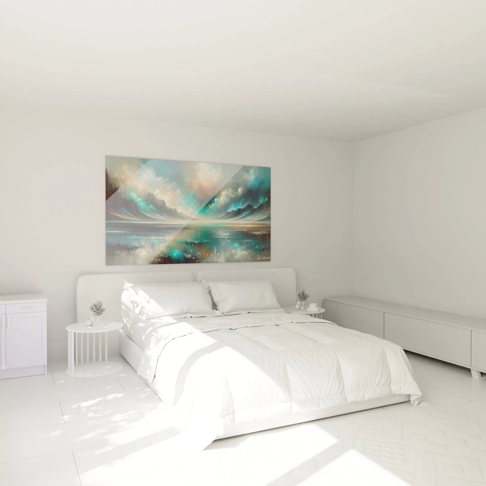 Un tableau abstrait de baie encadrée par des falaises brumeuses. La palette associe bleu turquoise, ambre, gris argenté et blanc. Les textures combinent mouvements verticaux évoquant des parois rocheuses et traits horizontaux pour l'eau miroitante, avec des nuages lumineux qui se reflètent dans la surface plane, créant un effet d'immensité et de profondeur.
