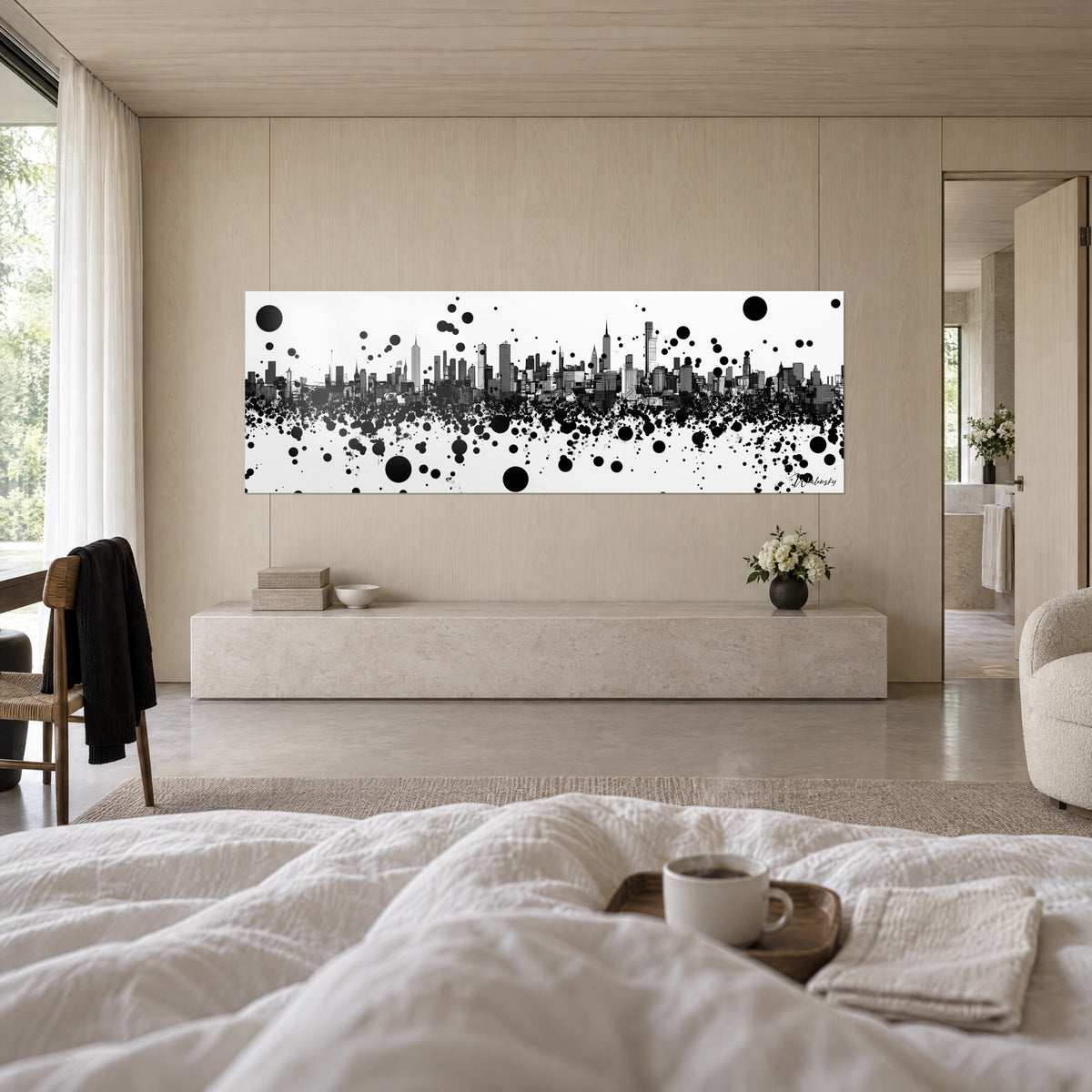 Quadro orizzonte di New York in inchiostro nero e bianco, punti e schizzi d'inchiostro, sopra un letto in una camera luminosa