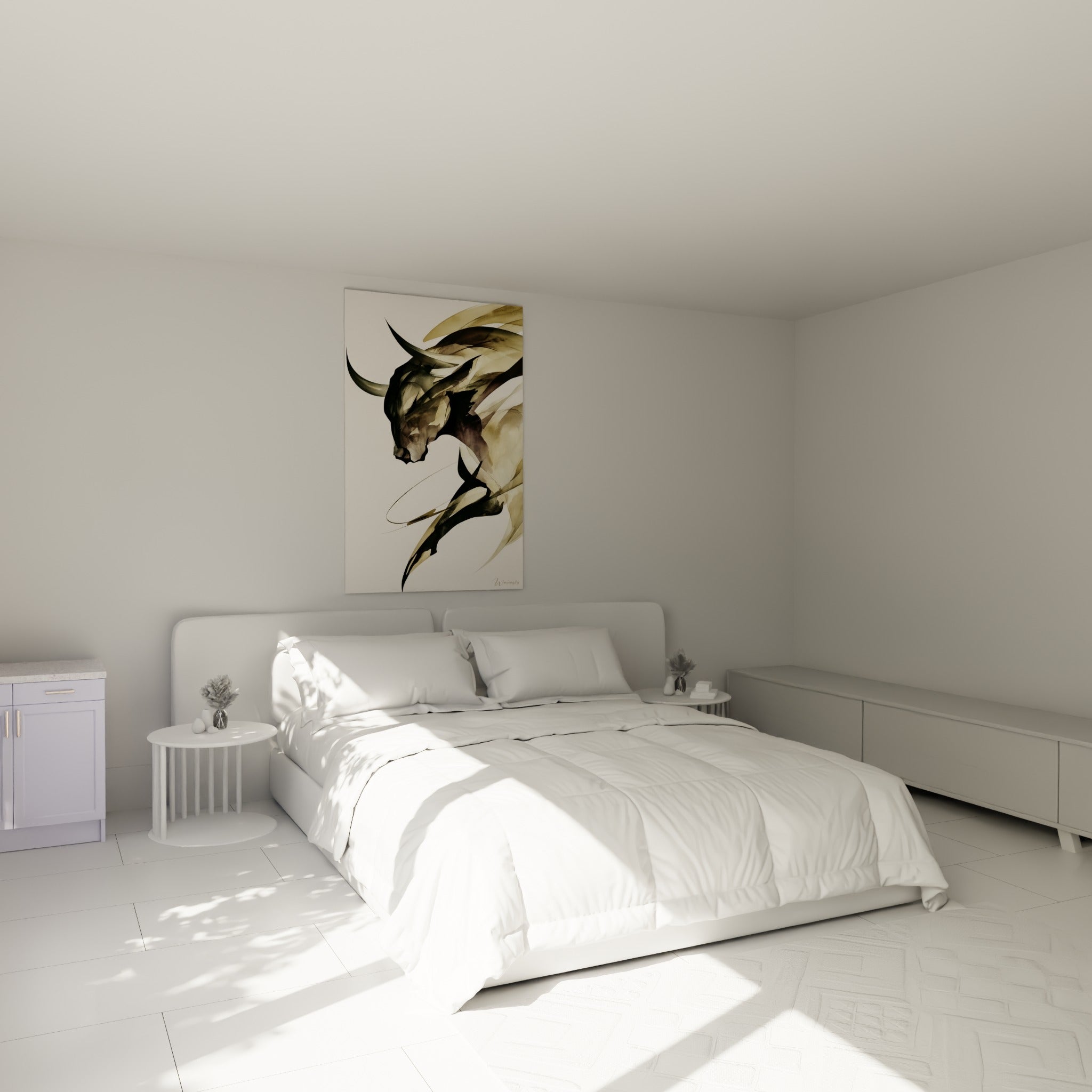 Silhouette de taureau anthracite et ocre, cornes dressées, au-dessus d'un lit dans une chambre claire