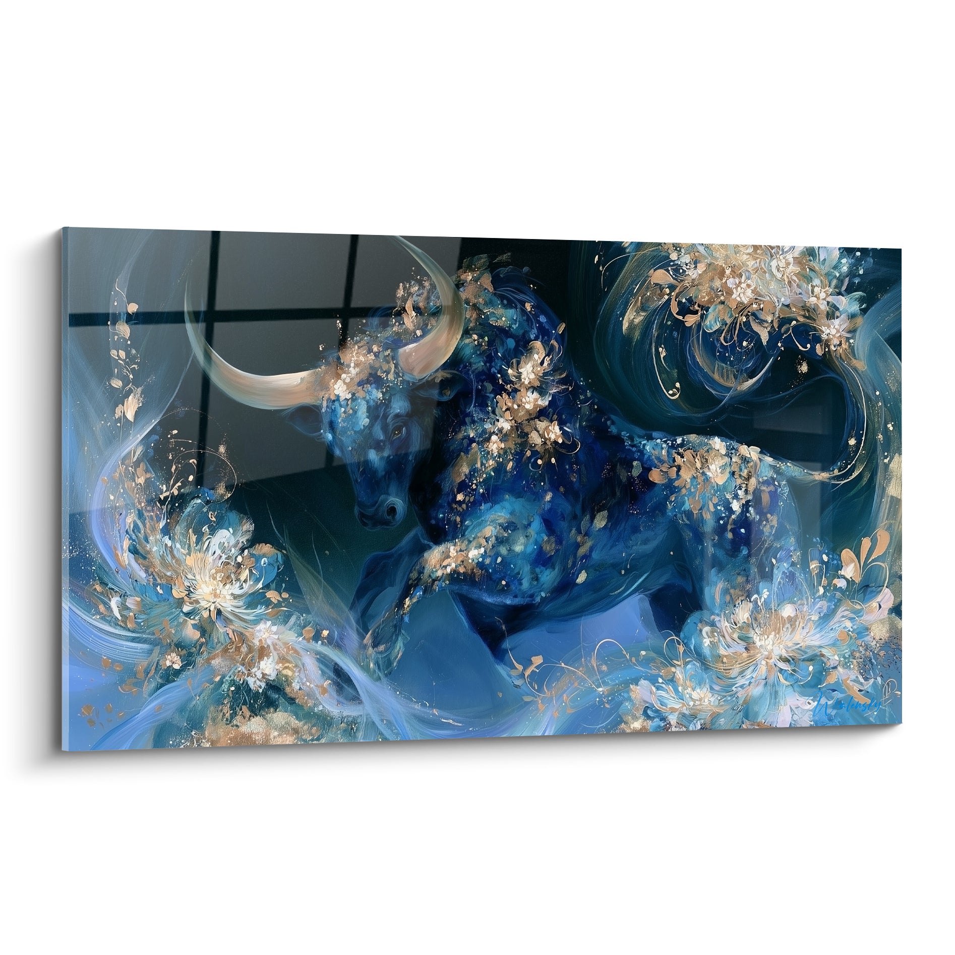 Taureau bleu marine et doré, cornes claires, fleurs peintes, mouvement fluide et lumineux
