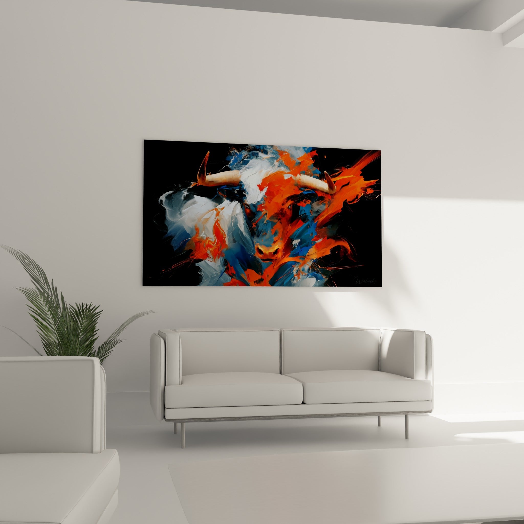 Regard intense du taureau bleu pétrole et orange, au-dessus d'un canapé dans un salon lumineux