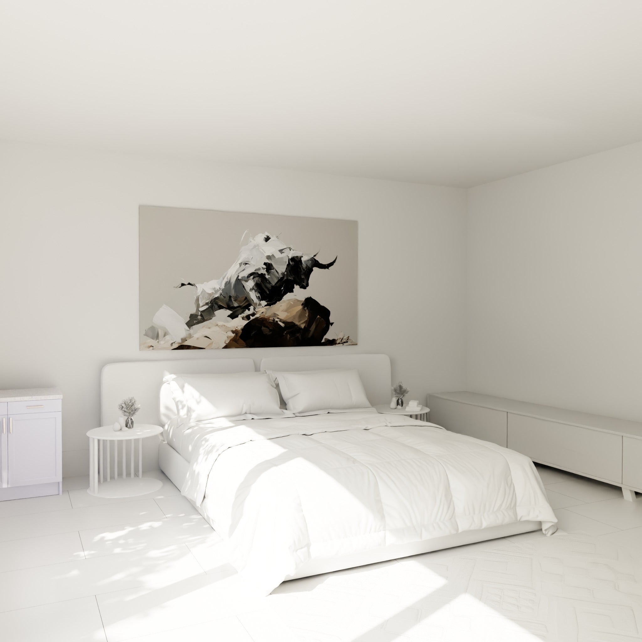 Bête massive aux cornes noires en pleine charge, au-dessus d'un lit dans une chambre claire