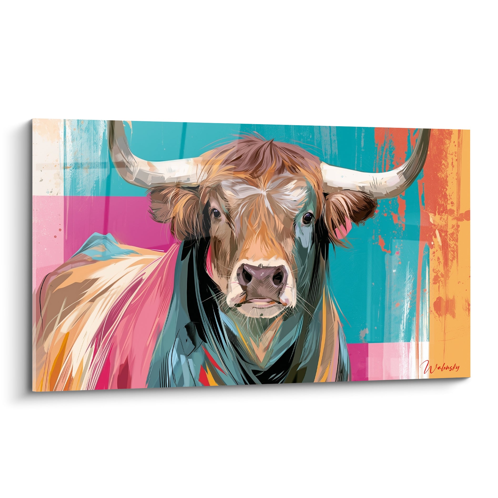 Taureau aux cornes blanches sur fond rose fuchsia et turquoise éclatant, regard frontal intense