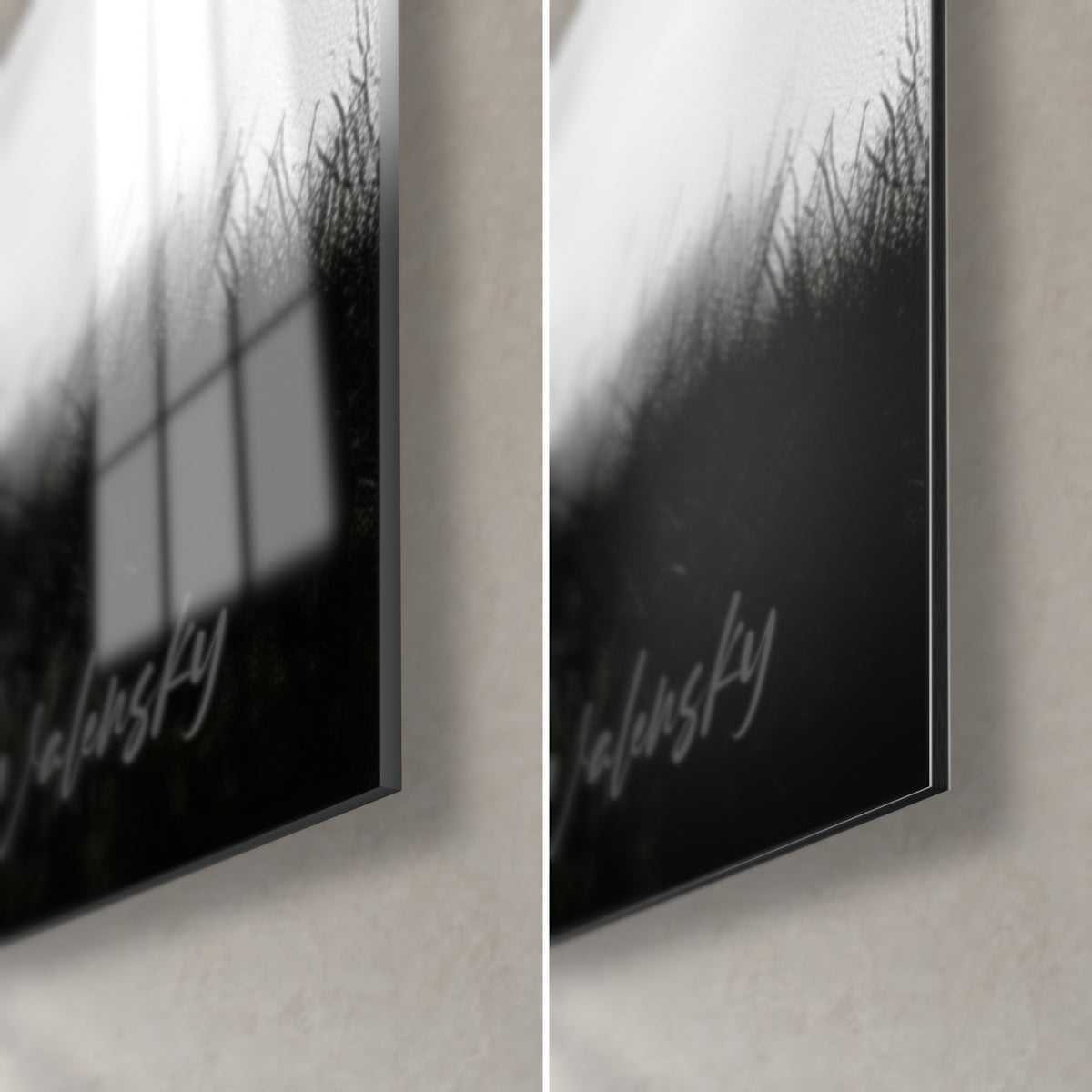Cuadro de una bestia cornuda sobre hierba oscura, esquina inferior derecha: cristal acrílico brillante con reflejos, Dibond negro mate y canto de 3 mm