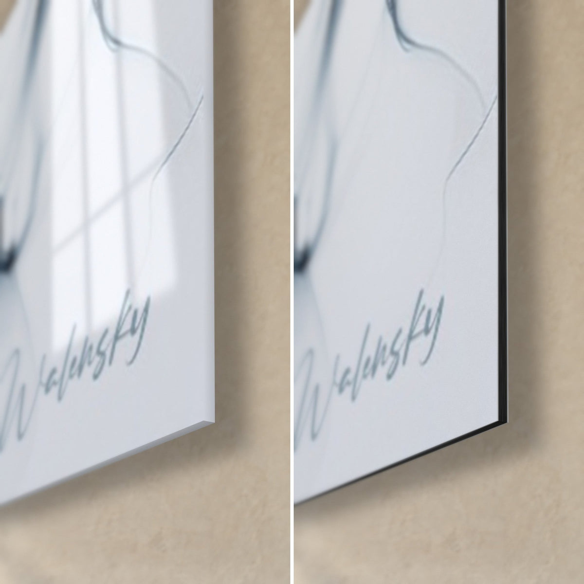 Wall art bovine with grey horns, bottom right corner: glossy acrylic glass on the left, matte black Dibond aluminium on the right, 3 mm edge