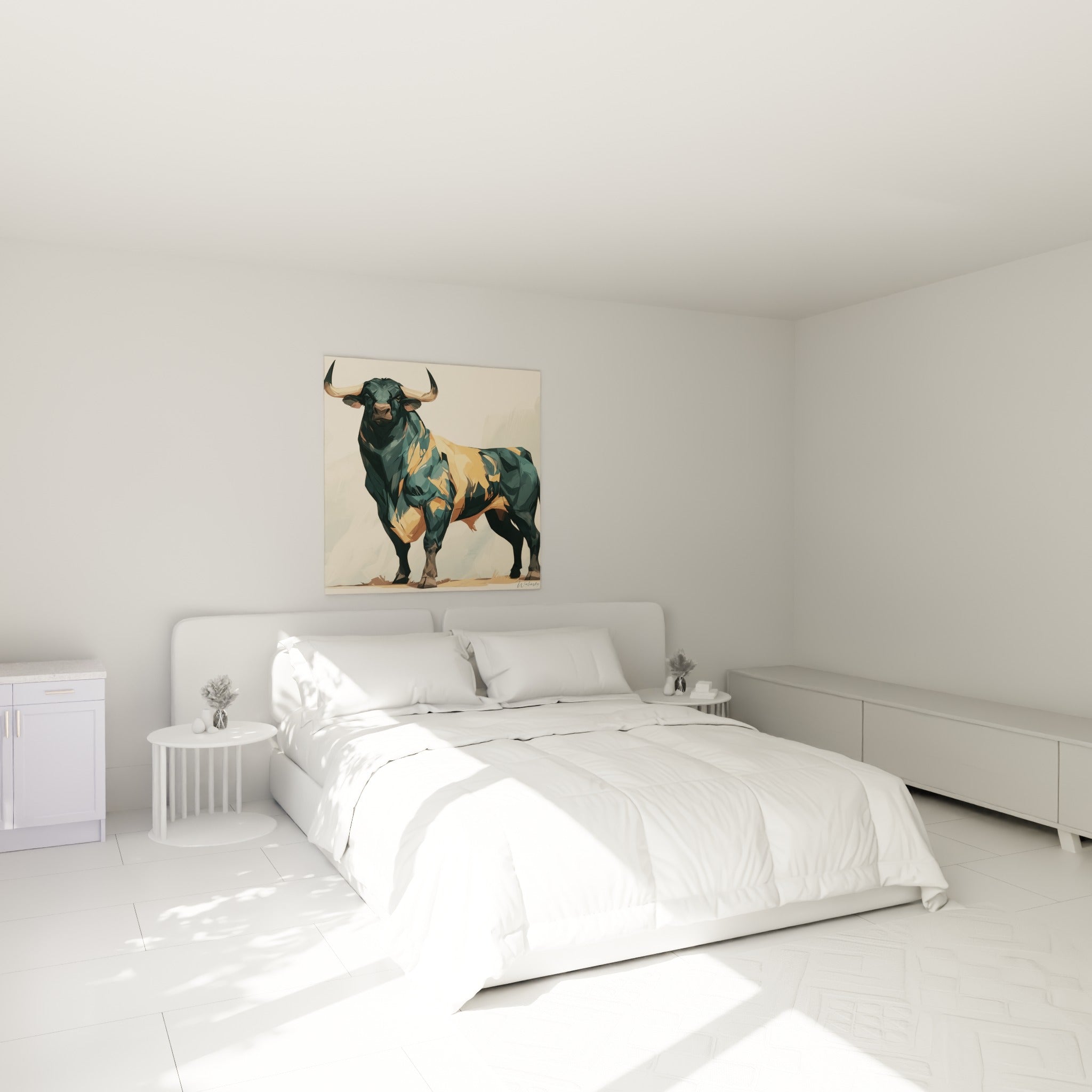 Silhouette massive du taureau anthracite et doré accrochée au-dessus d'un lit dans une chambre claire
