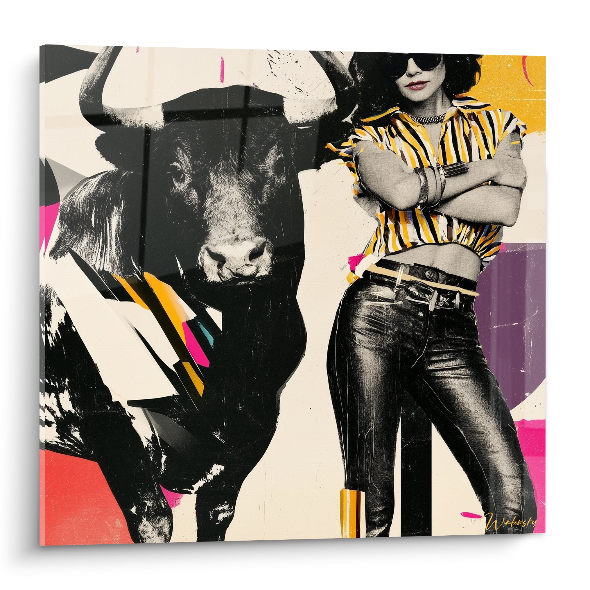 Taureau noir et femme aux rayures jaunes composent ce tableau pop art vif et graphique