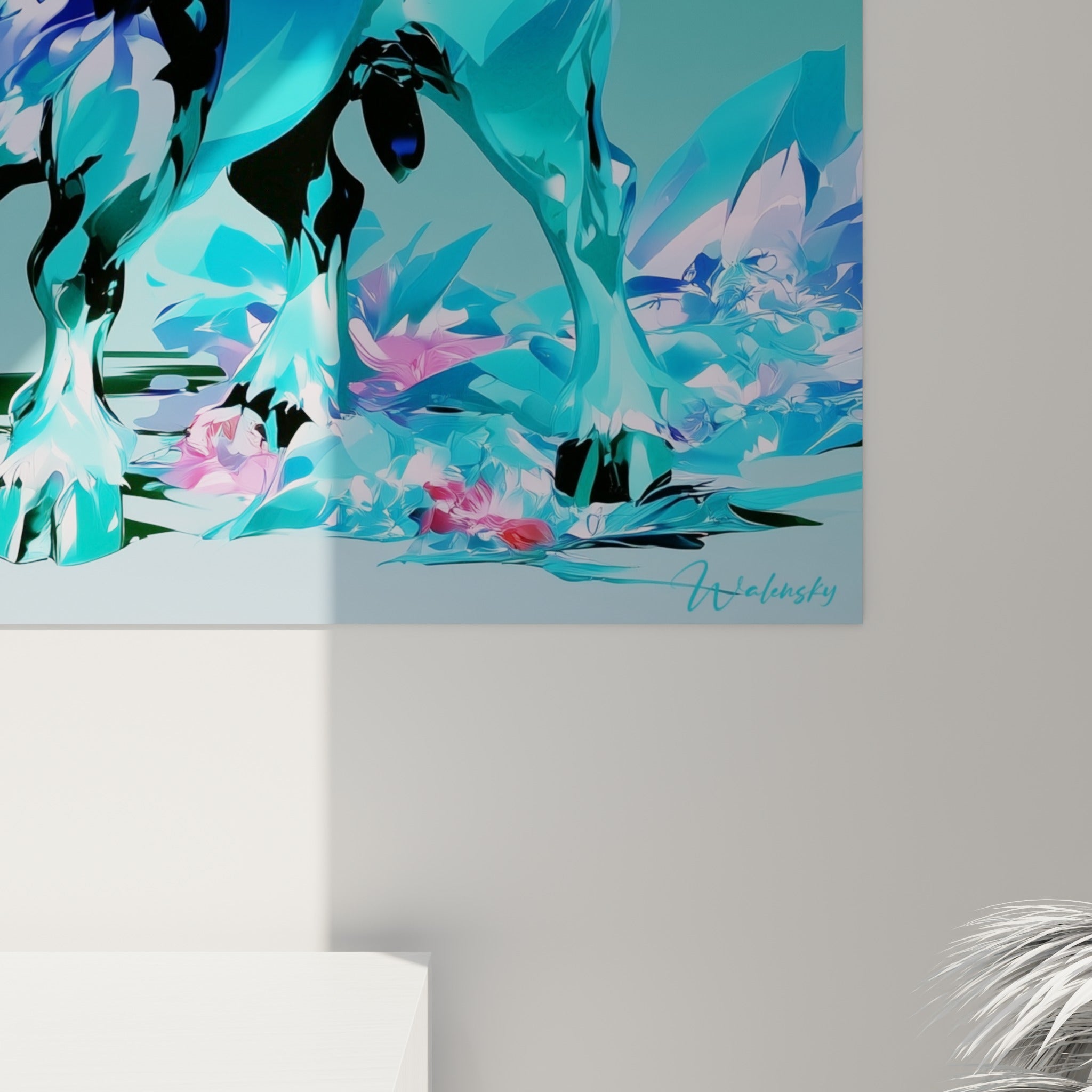 Reflets cristallins turquoise et touches roses fusionnent sur le pelage sculpté du taureau