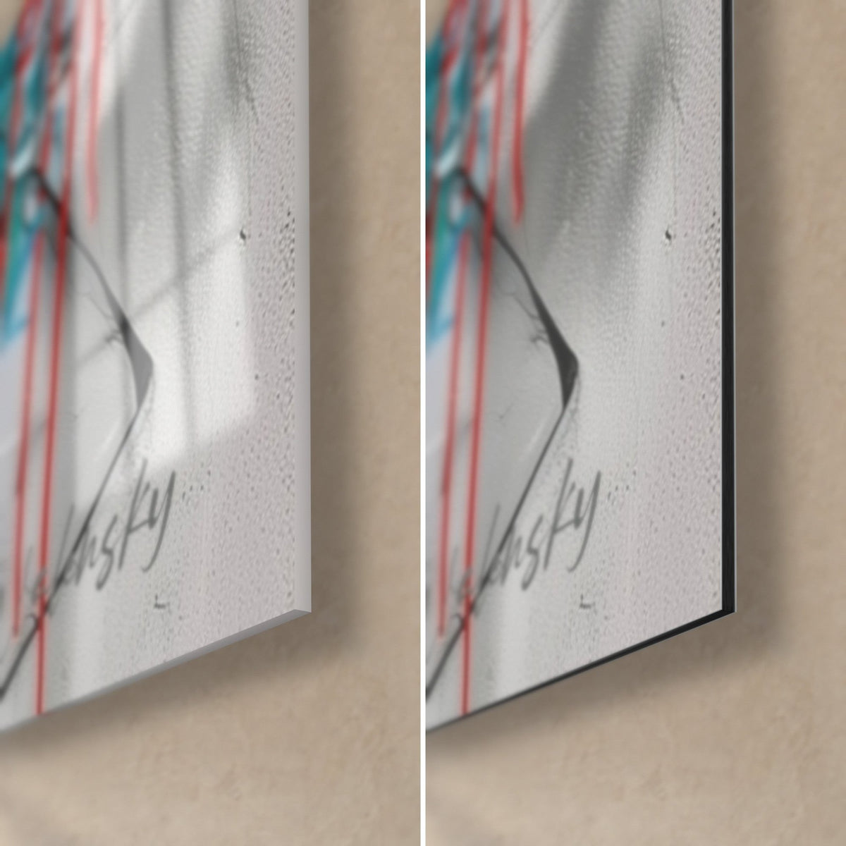 Quadro bue graffiti, angolo in basso a destra: vetro acrilico lucido a sinistra, alluminio Dibond nero opaco con bordo da 3 mm a destra