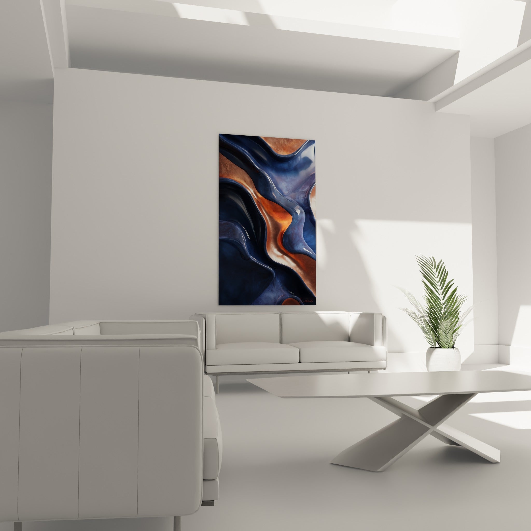Composition abstraite cuivrée et anthracite suspendue au-dessus d'un canapé dans un salon lumineux