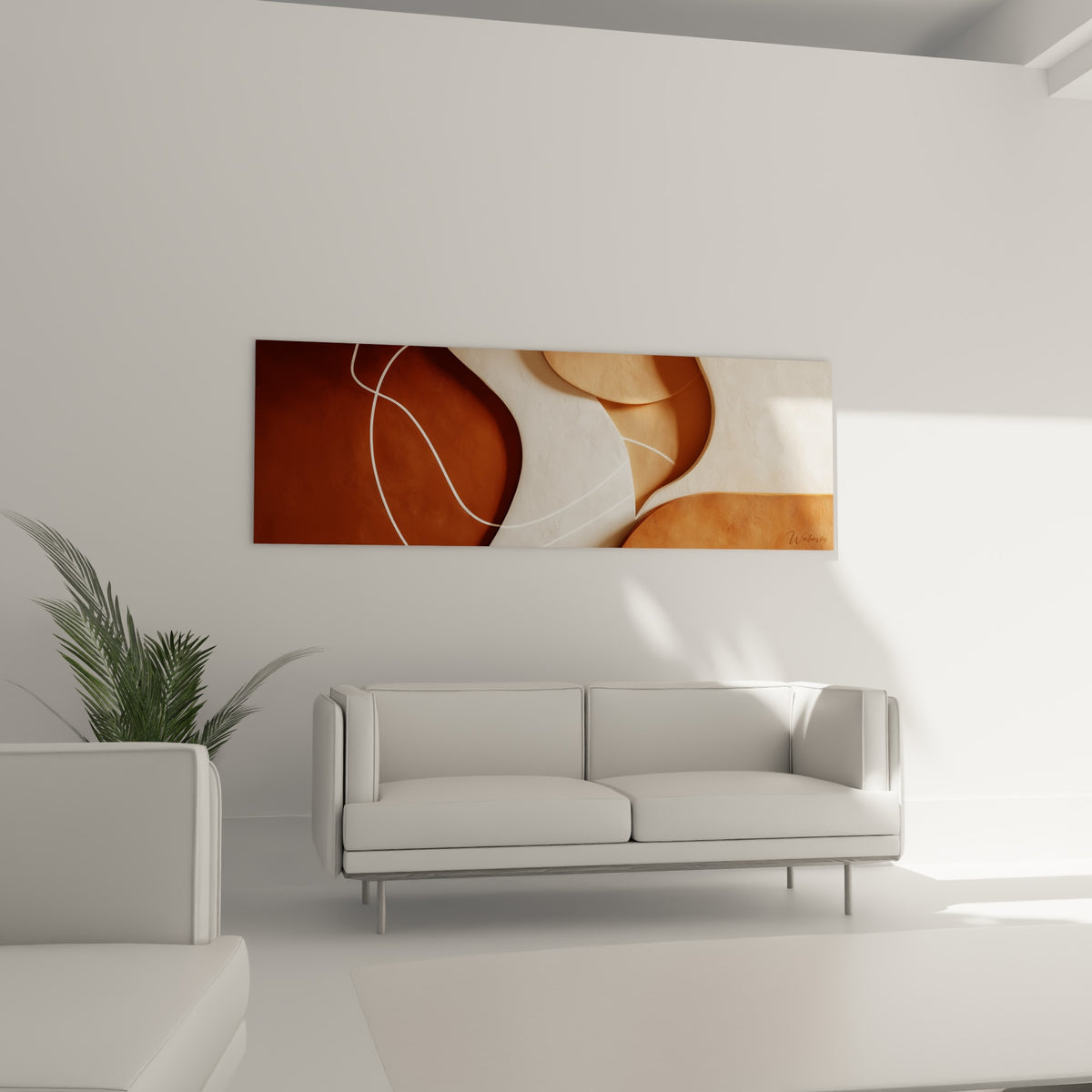 Reliefs organiques terracotta et crème sculptés, au-dessus d'un canapé dans un salon lumineux