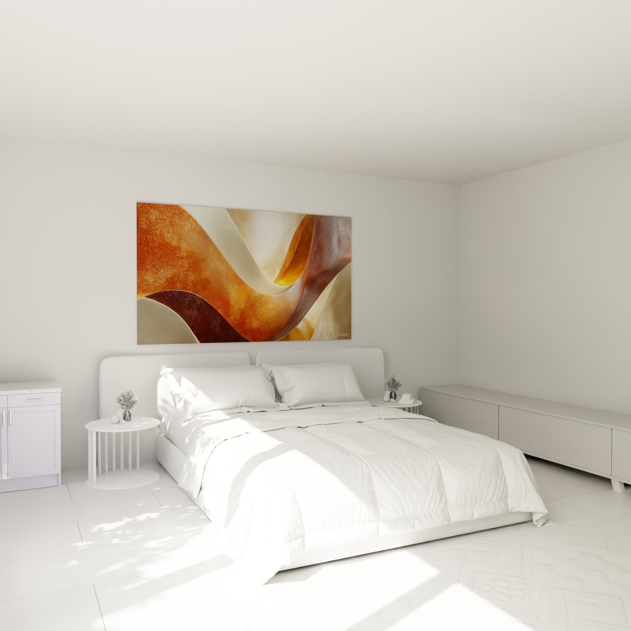Courbes terracotta et brun sculptural accrochées au-dessus d'un lit dans une chambre claire