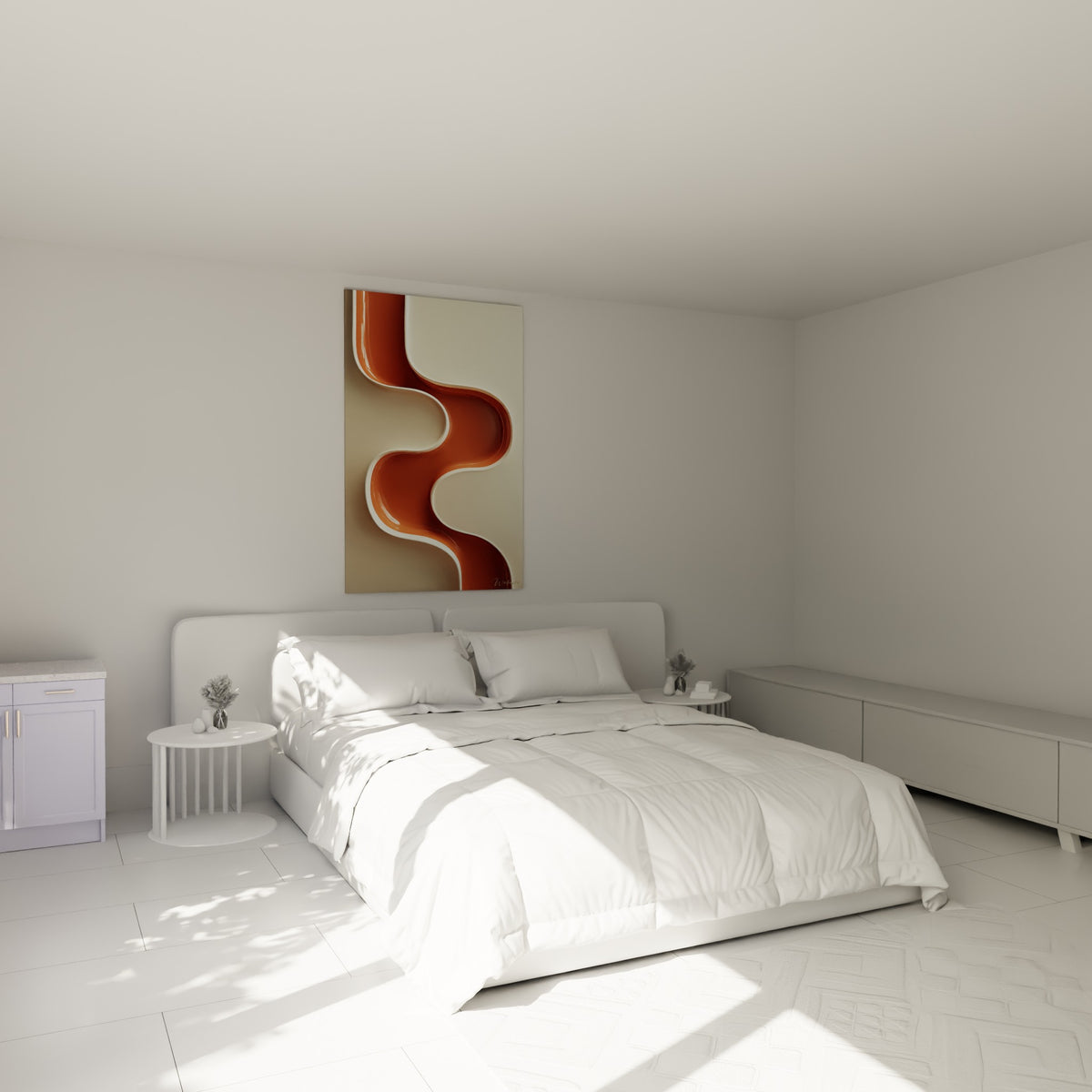 Courbes terracotta et beige nacré ondulant en volutes fluides, accrochées au-dessus d'un lit dans une chambre claire