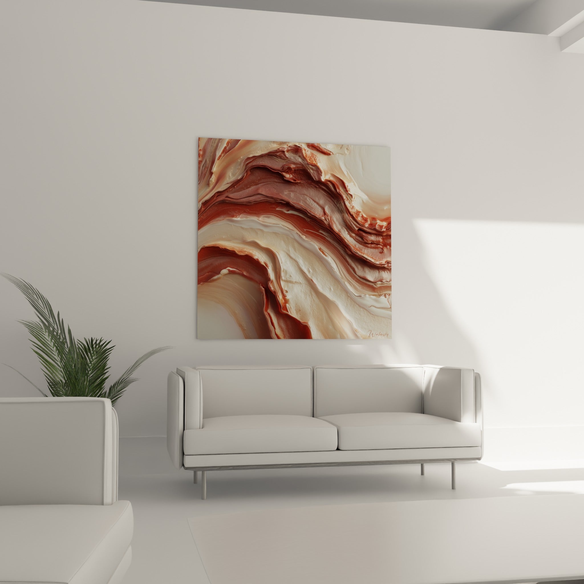 Courbes ocre et anthracite d'une œuvre marbrée suspendue au-dessus d'un canapé dans un salon lumineux