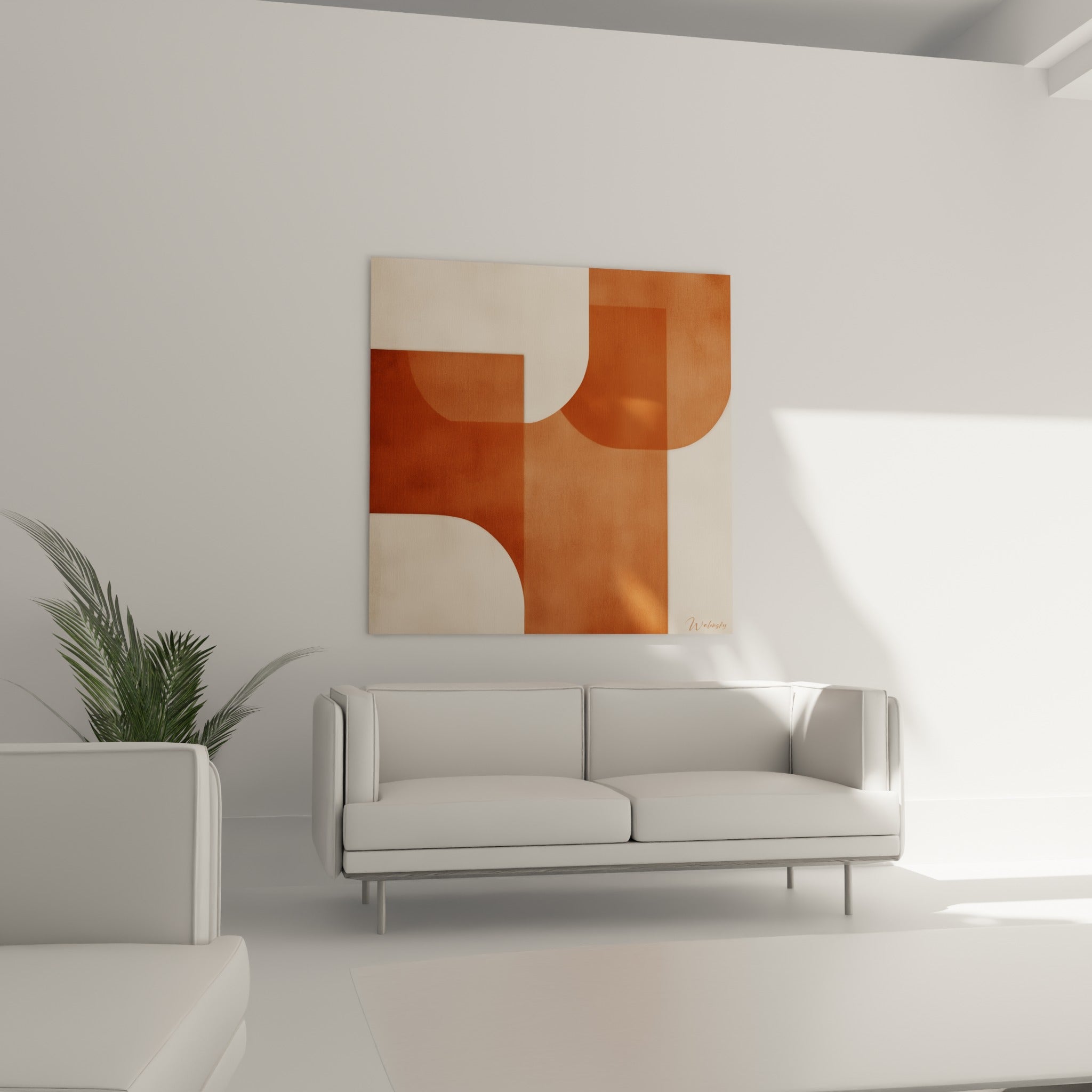 Courbes ocre et ivoire s'entrelacent sur ce tableau suspendu au-dessus d'un canapé dans un salon lumineux