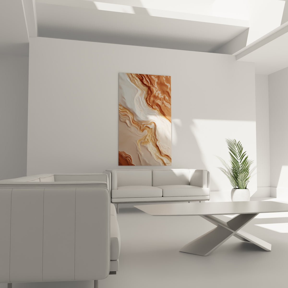 Flux ocre et beige aux courbes fluides, au-dessus d'un canapé dans un salon lumineux