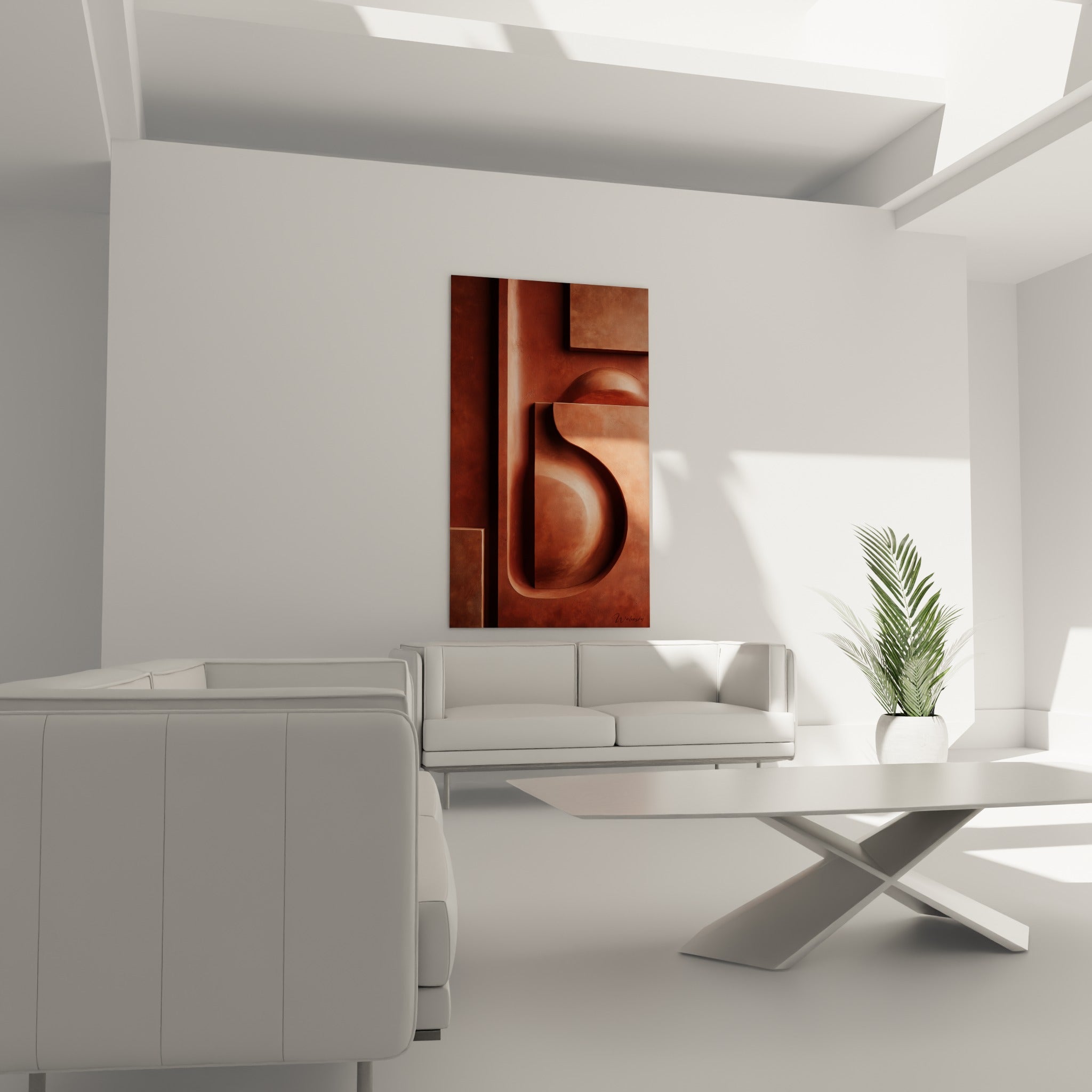 Formes géométriques en relief brique et ocre au-dessus d'un canapé dans un salon lumineux