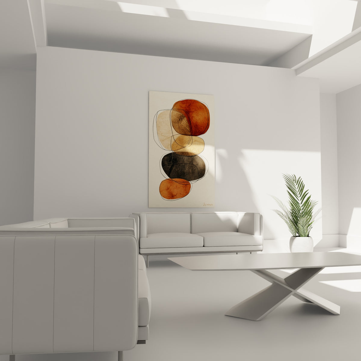 Formes minérales terracotta et dorées au-dessus d'un canapé dans un salon lumineux