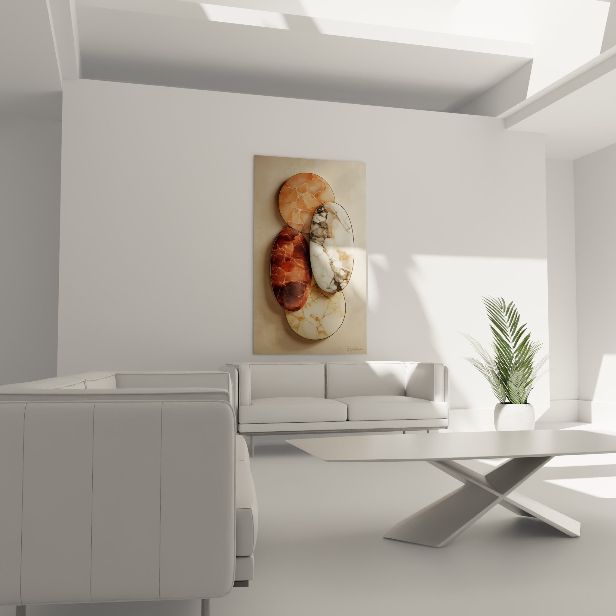 Formes marbrées terracotta et anthracite aux liserés dorés, au-dessus d'un canapé dans un salon lumineux