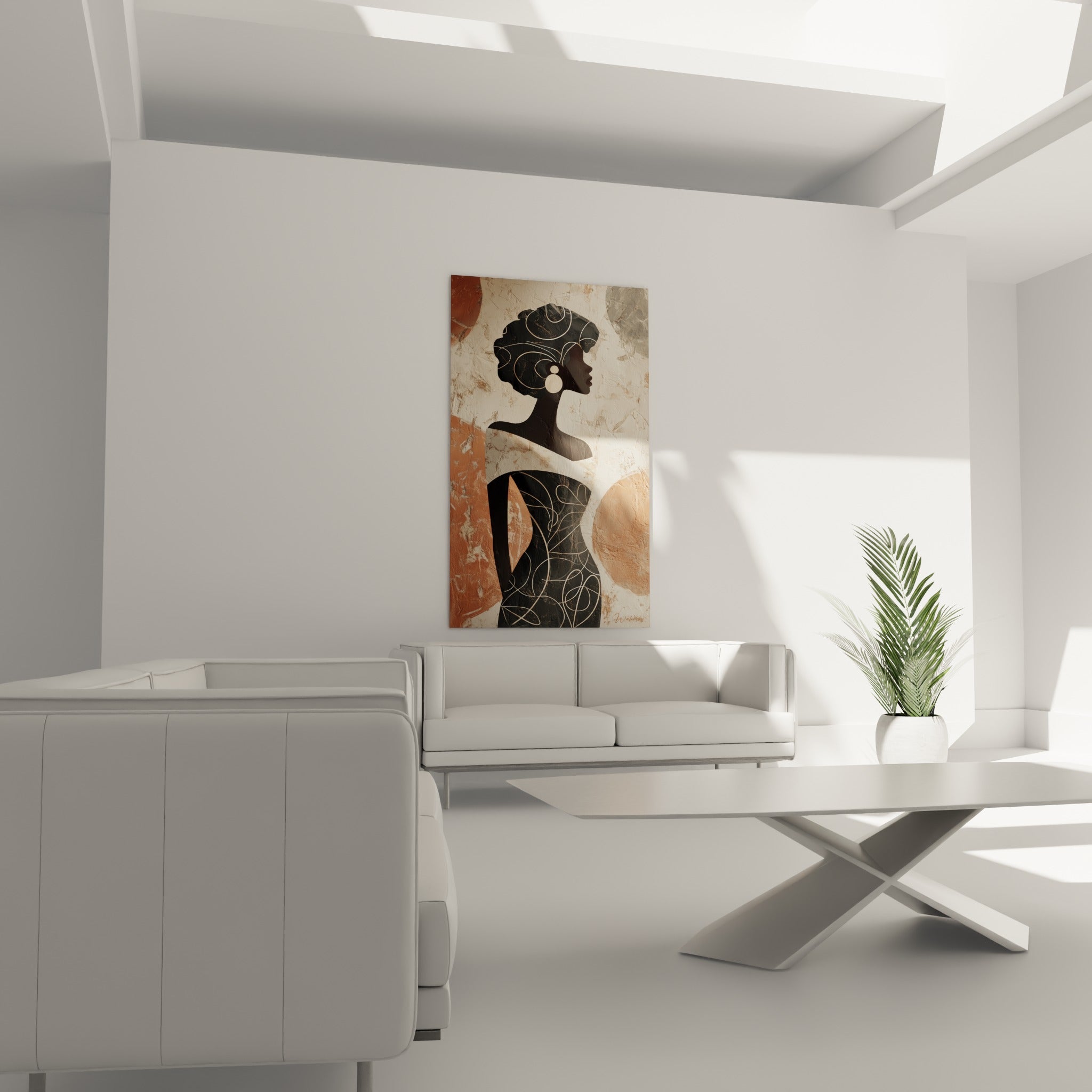 Femme stylisée aux motifs dorés filigranés au-dessus d'un canapé dans un salon lumineux