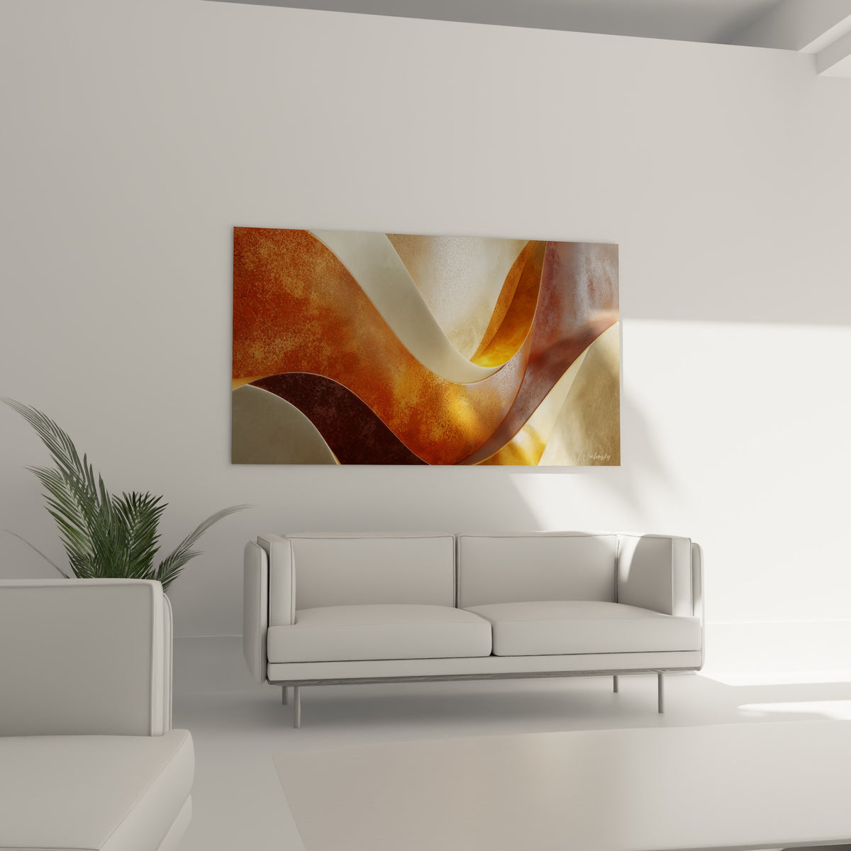Ondulations dorées et crème d'inspiration métallique disposées au-dessus d'un canapé dans un salon lumineux
