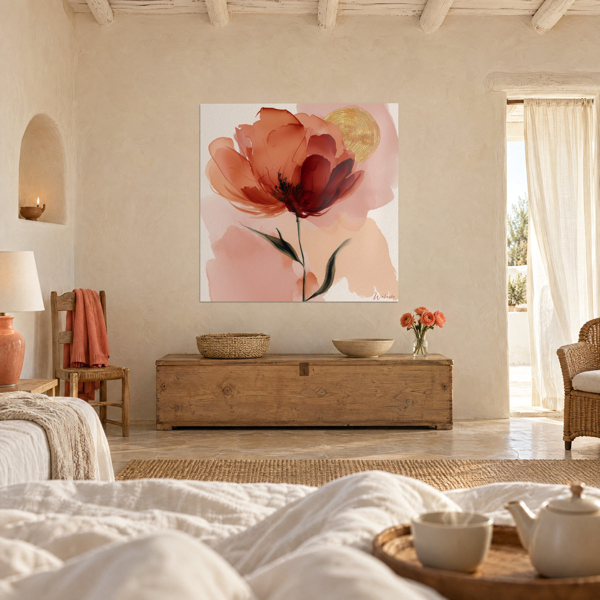 Cuadro ramo de un solo pétalo escarlata y rosa salmón, círculo dorado sobre una cama en un dormitorio luminoso