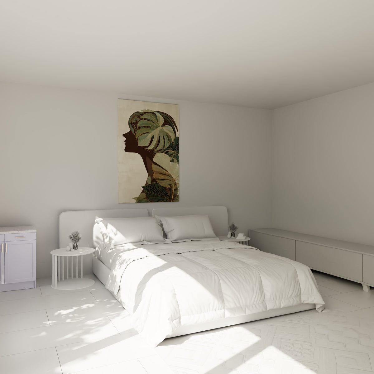 Profil terracotta orné de feuillage vert émeraude et doré, accroché au-dessus d'un lit dans une chambre claire