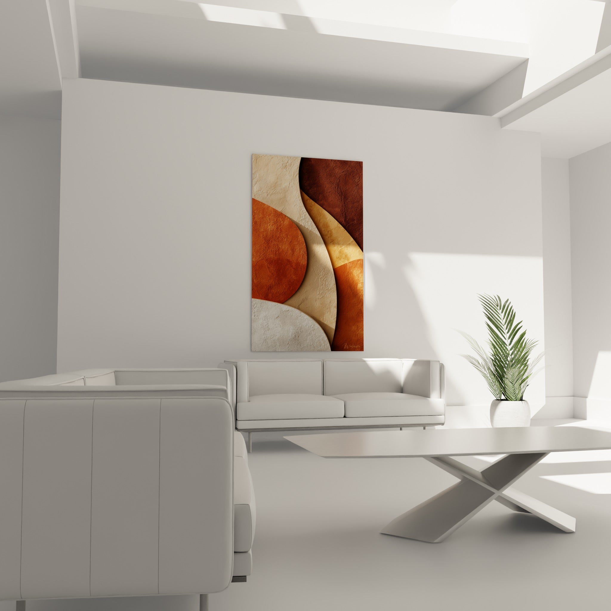 Courbes terracotta, beige et brun de l'œuvre au-dessus d'un canapé dans un salon lumineux