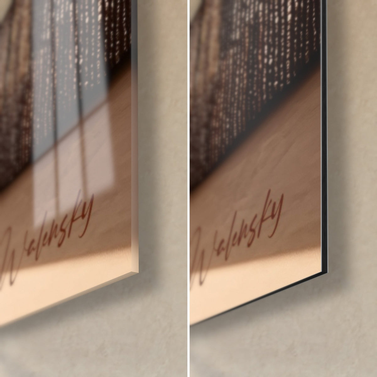 Gemälde mit einem Stapel senfgelber und brauner Kissen, untere rechte Ecke: glänzendes Acrylglas links, matt gebürstetes Dibond rechts, 3 mm Kante