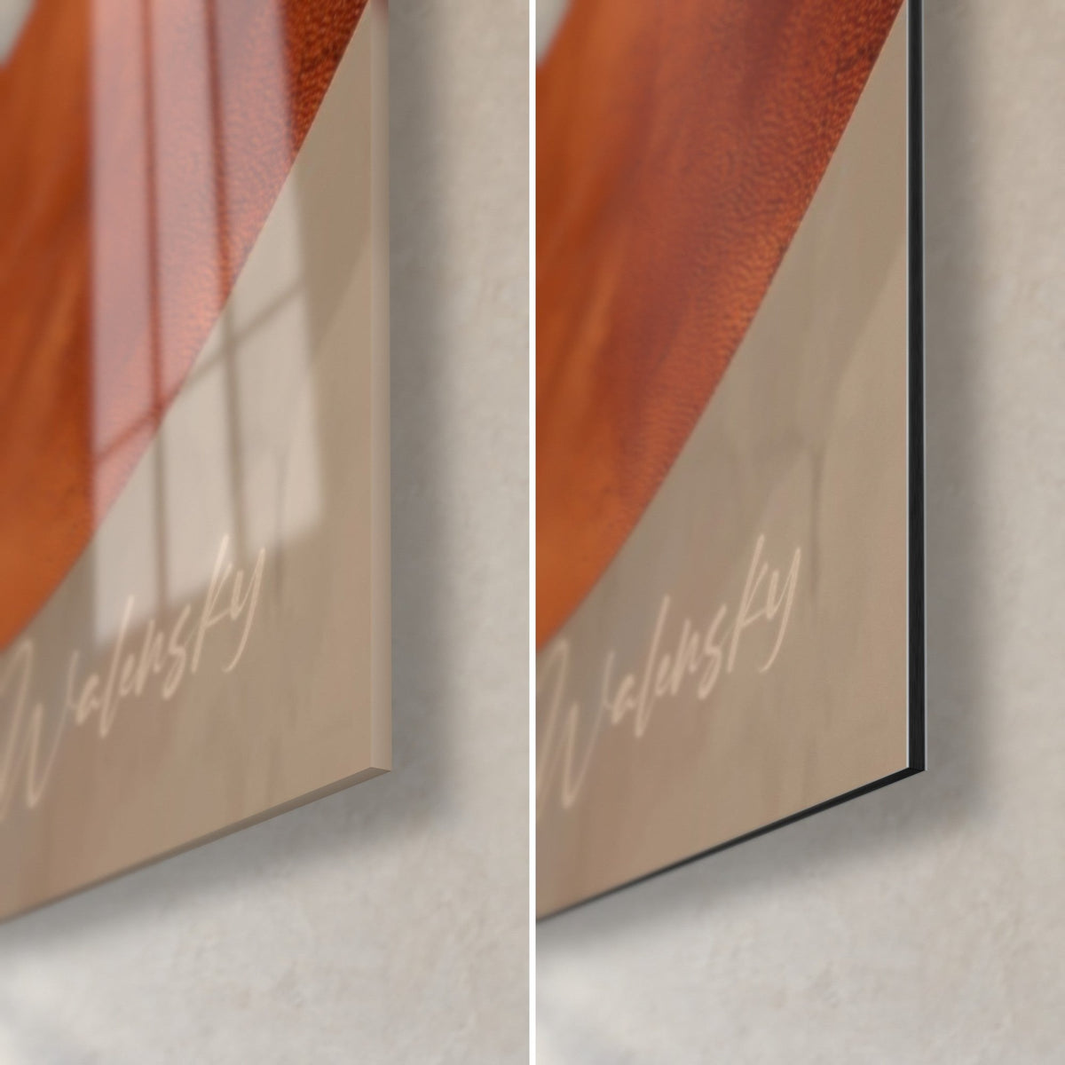 Schilderij met roestkleurige en beige ovale vormen, rechtsonder: glanzend glas links, mat zwart Dibond rechts, randdikte 3 mm