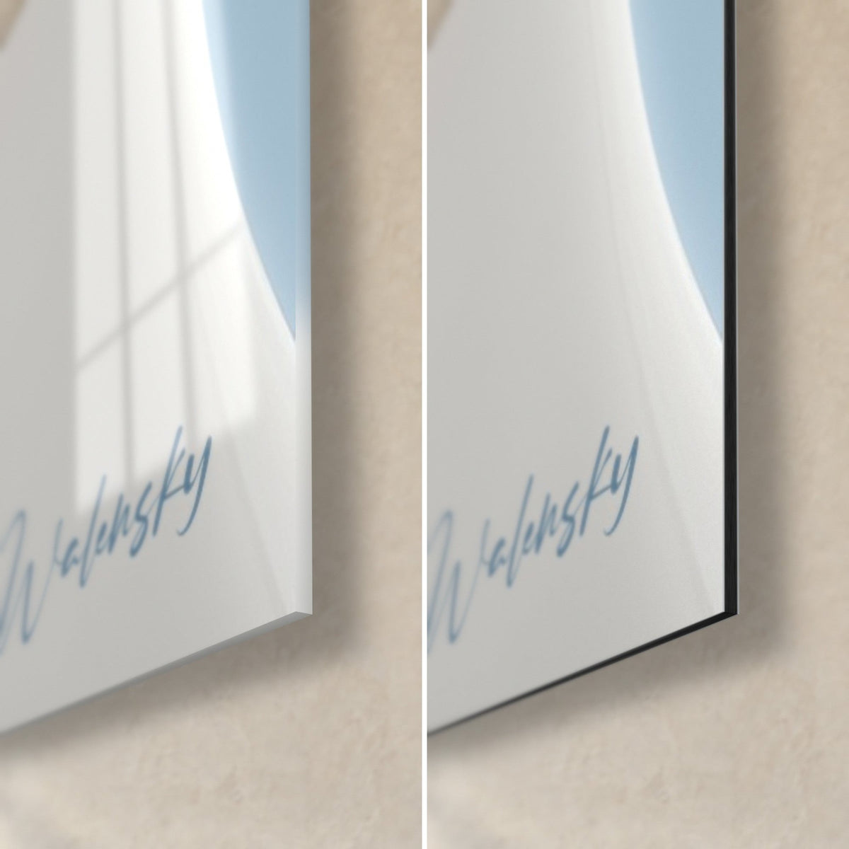 Wall art with brick and slate blue pebbles, bottom right corner: glossy acrylic glass on the left, matte black Dibond on the right, 3 mm edge