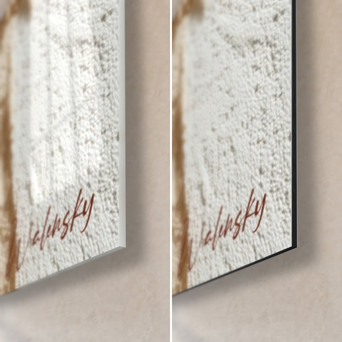 Gemälde mit rissigem weißem und rostfarbenem Putz, untere rechte Ecke: glänzendes Acrylglas mit Spiegelung, mattes Alu-Dibond, schwarze Kante
