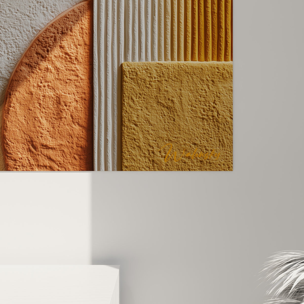 Grain minéral des rainures beige et coulures terracotta visibles de près sur cette œuvre sculptée