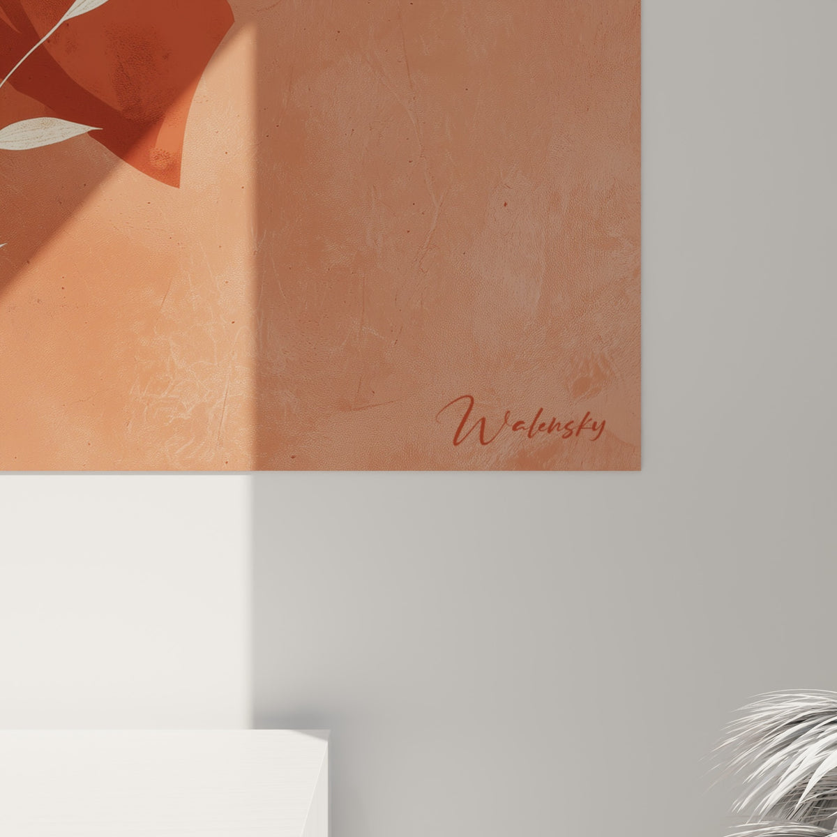 Détail des textures ocre et crème de l'arche, où les feuillages beiges effleurent la robe terracotta peinte