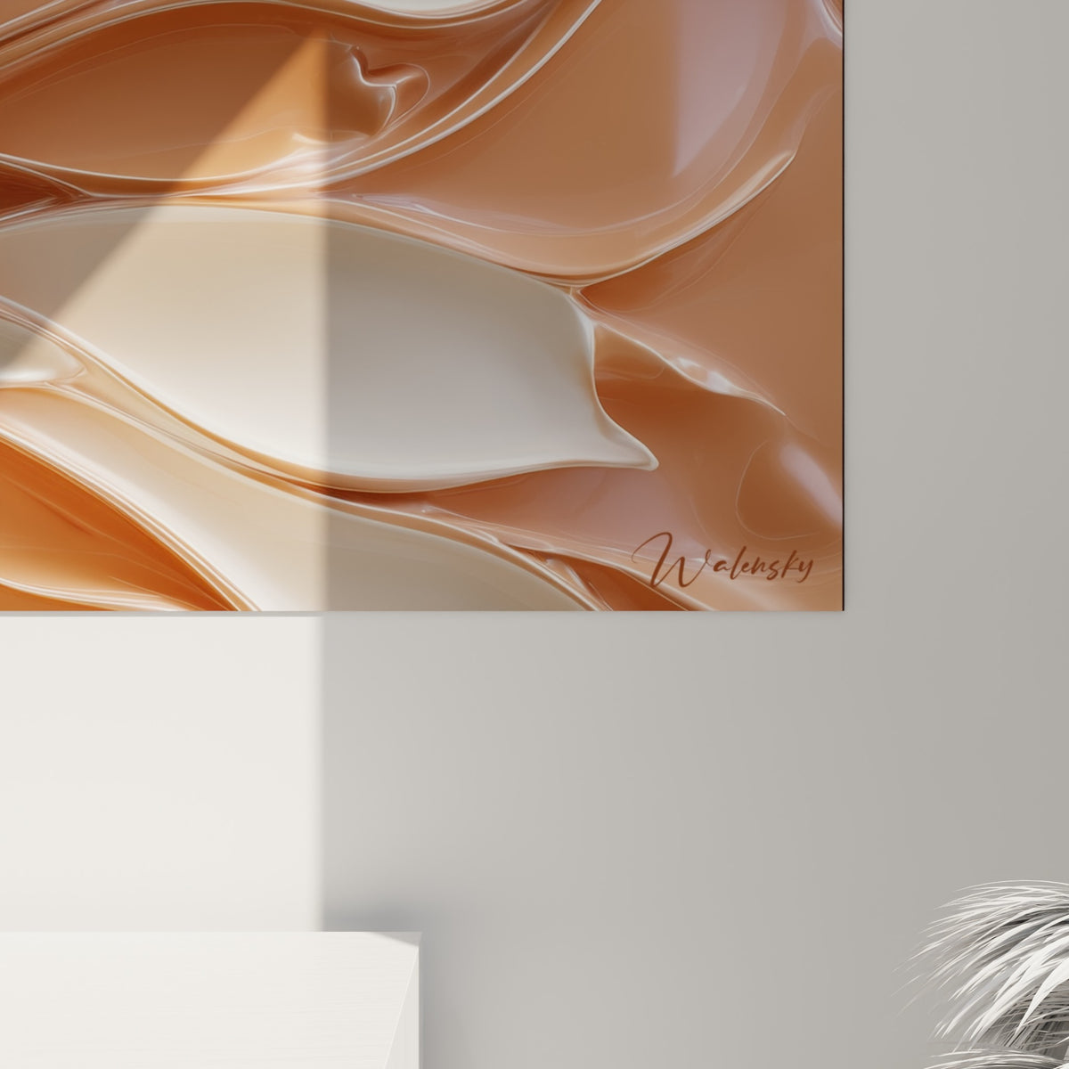 Grain lisse et reliefs terracotta luisants où l'ivoire se fond dans chaque pétale sculpté