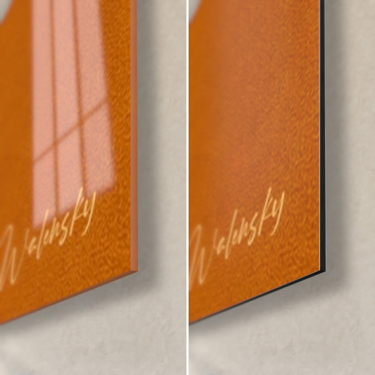 Quadro silhouette femminile essenziale, angolo basso destro arancio bruciato, firma Walensky, vetro lucido e Dibond opaco da 3 mm