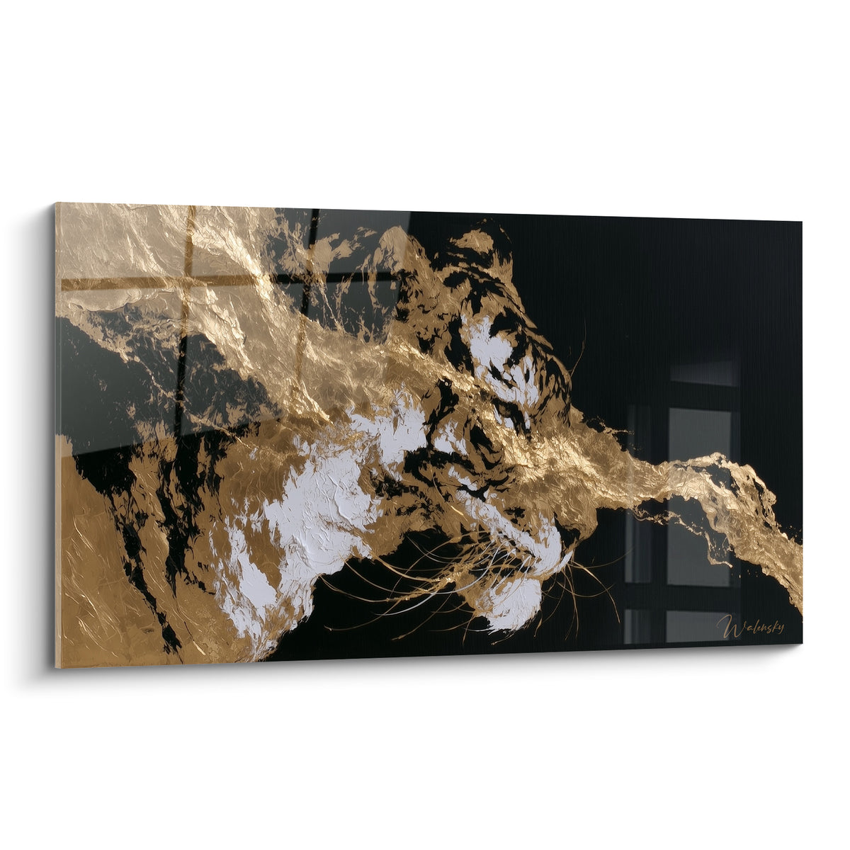 Tigre doré et blanc jaillissant d'un fond noir profond, empâtements texturés sur toile