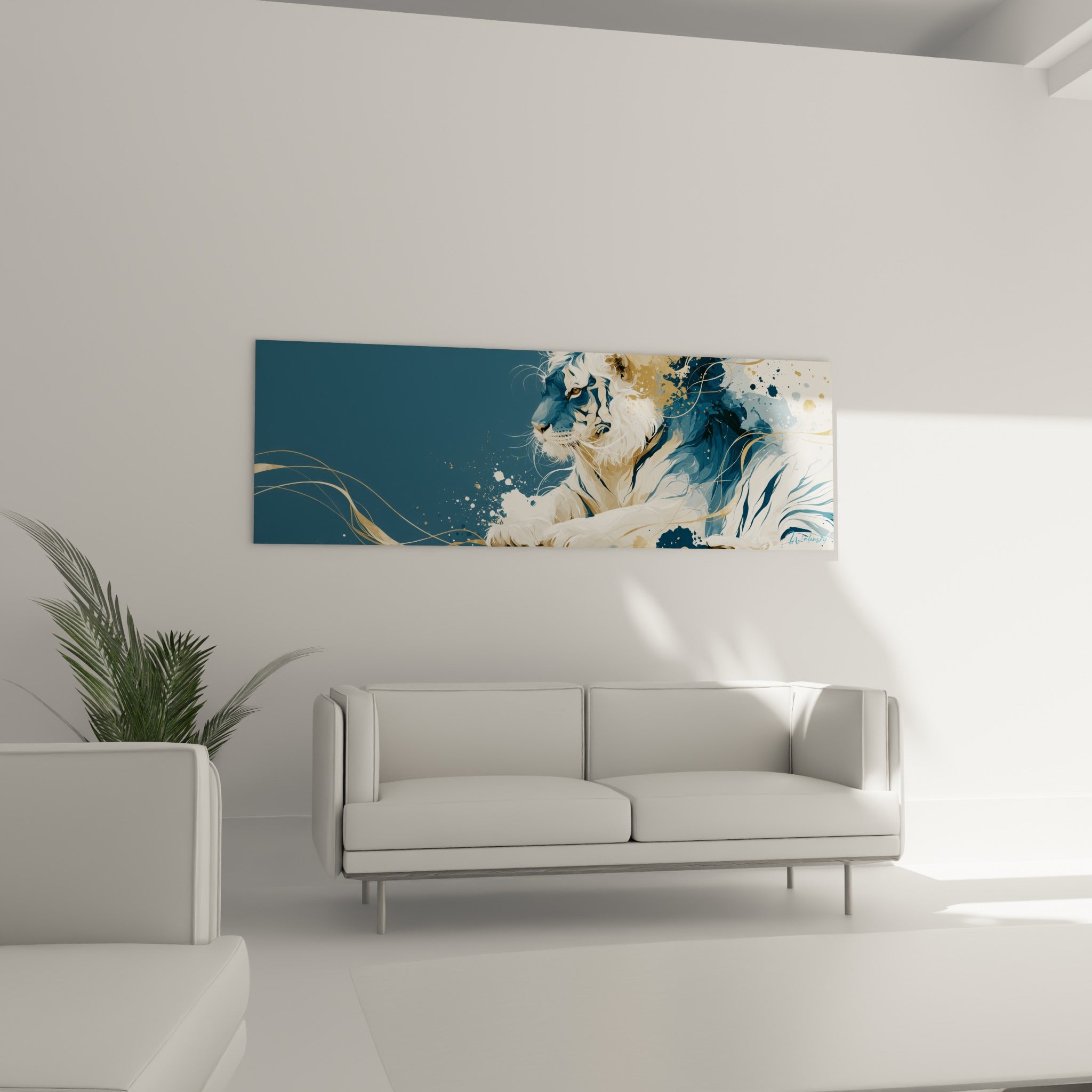 Félin bleu marine aux filaments dorés fluides, accroché au-dessus d'un canapé dans un salon lumineux
