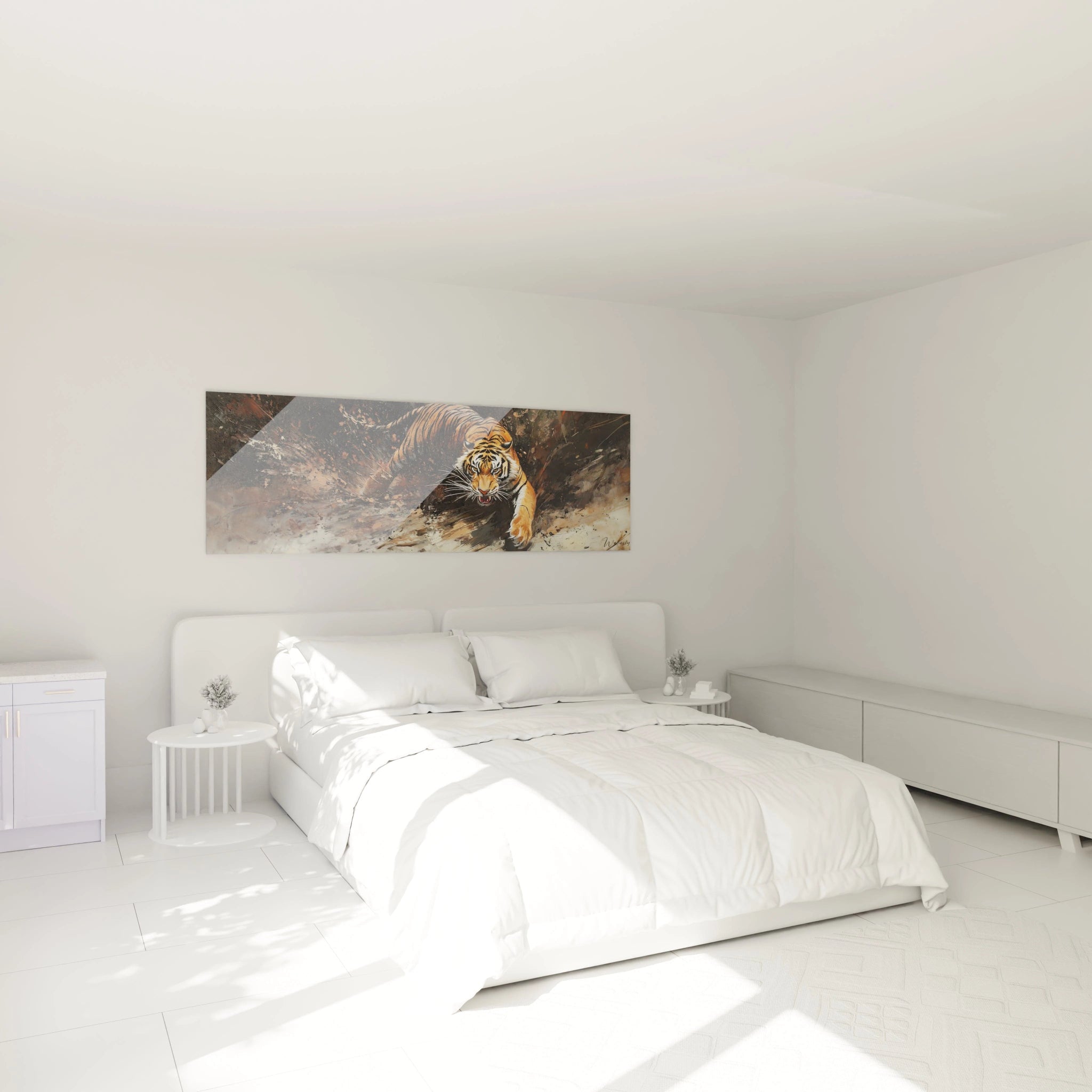 Tableau tigre Walensky accroché au-dessus d'un lit moderne dans une chambre lumineuse