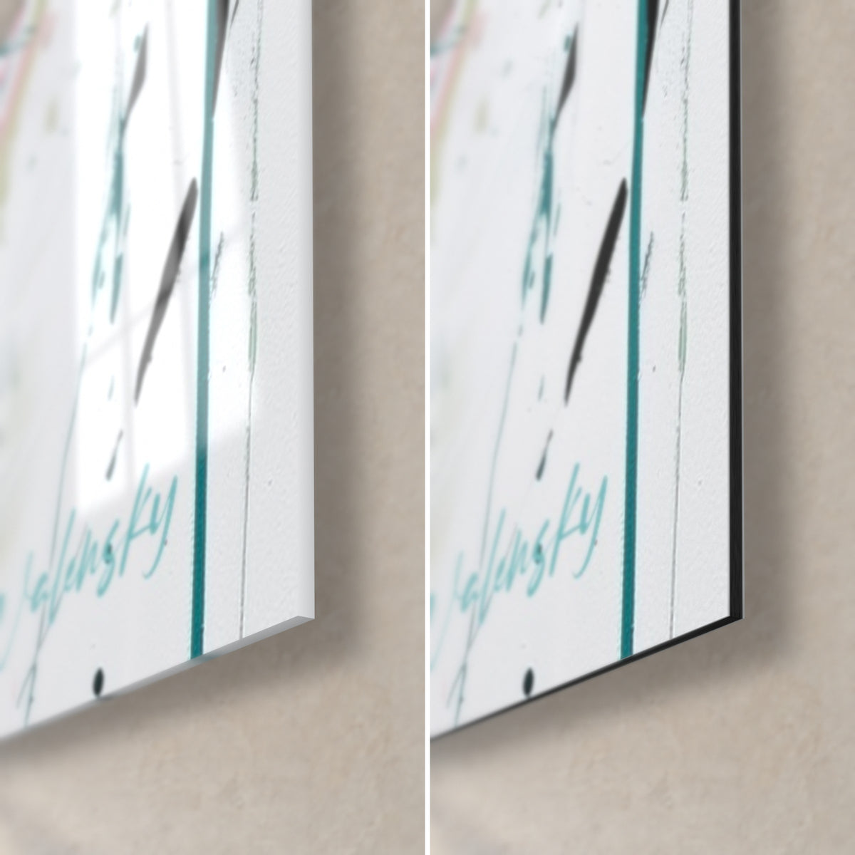 Schilderij witte tijger, rechtsonder: glanzend glas links, mat zwart Dibond rechts, turquoise handtekening en rand van 3 mm