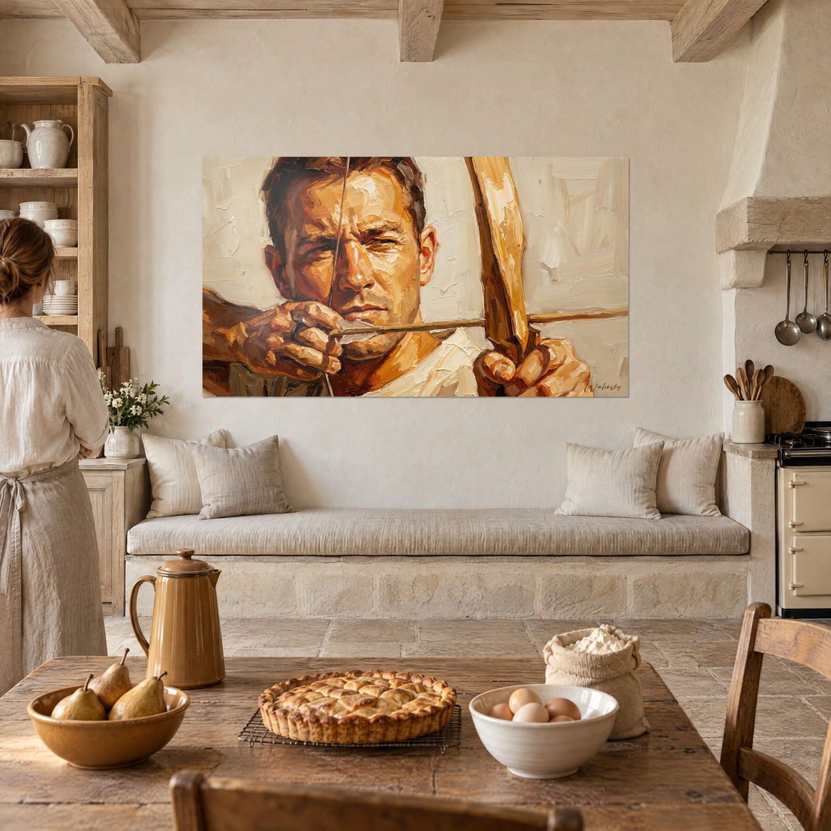 Cuadro del rostro de un arquero tenso hacia su objetivo, arco de madera dorada y tonos ocre marrón, pared blanca de una cocina de piedra