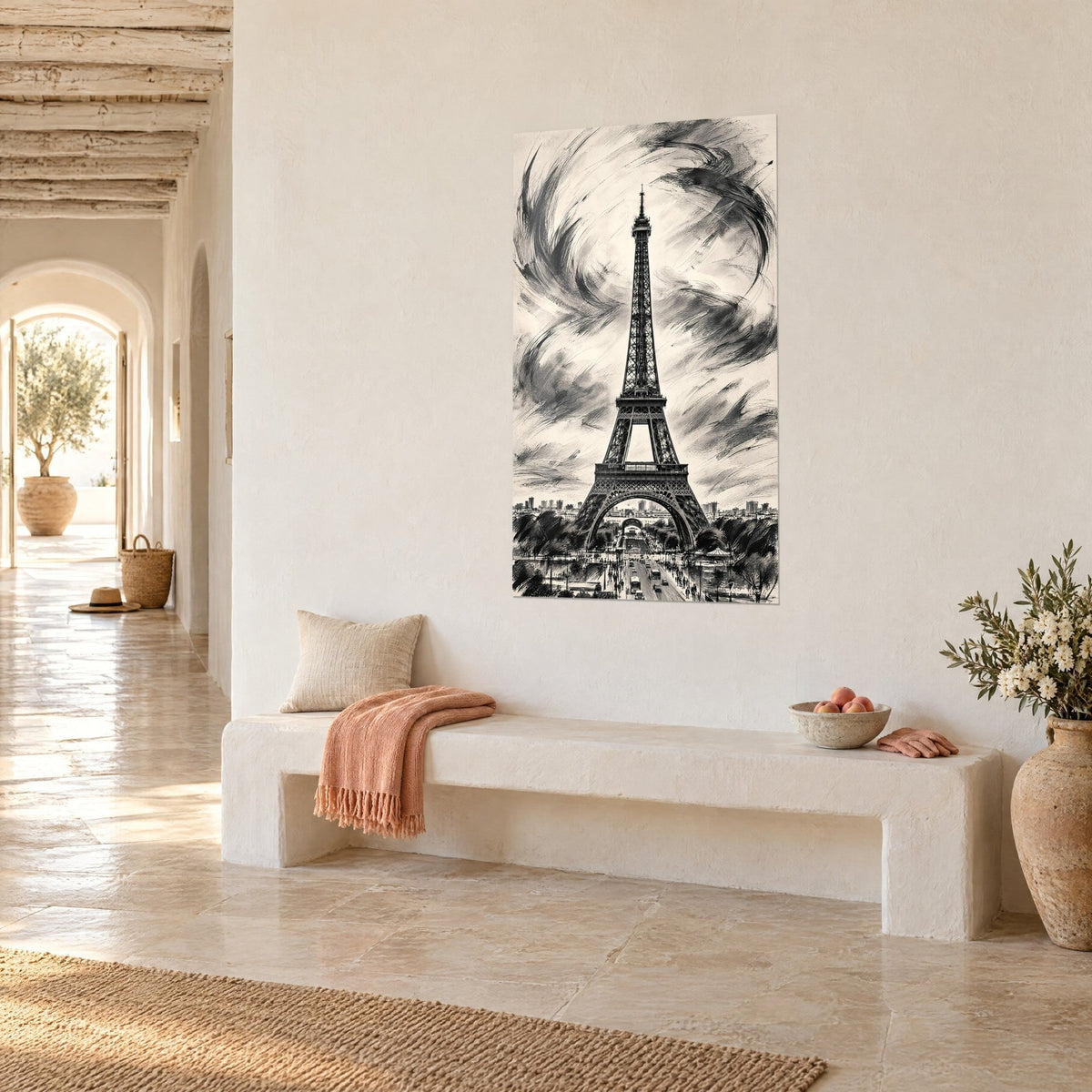 Tableau Dame de fer en lavis noir sur fond sable, coups de pinceau en spirale, banc blanc et murs chaulés en perspective