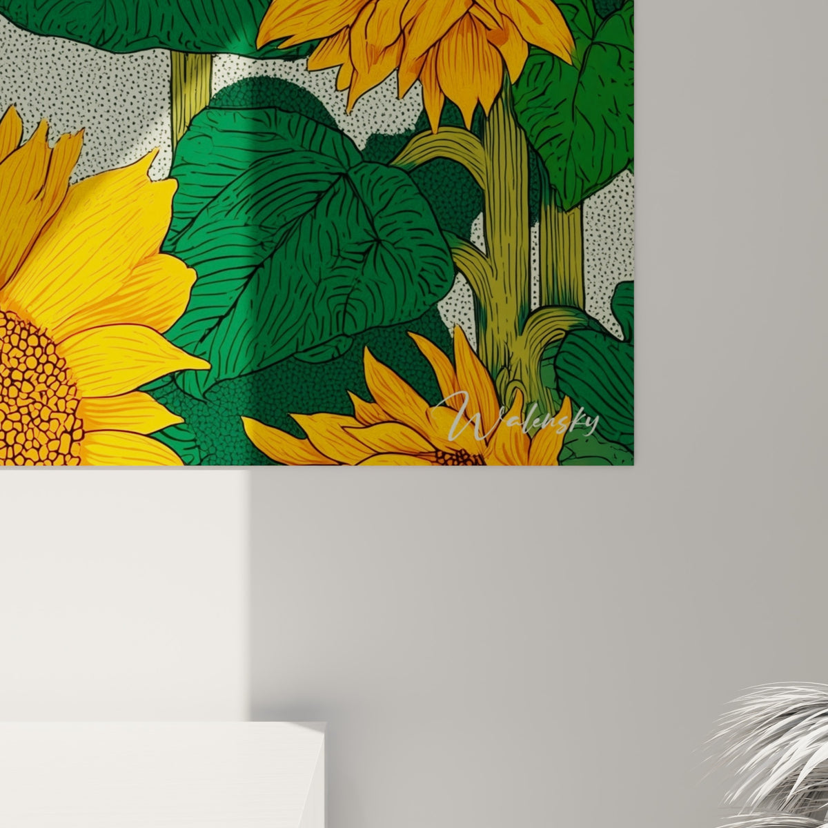 Détail des pétales jaune vif et du cœur brun pointillé d'un tournesol, traits noirs marqués et grain visible