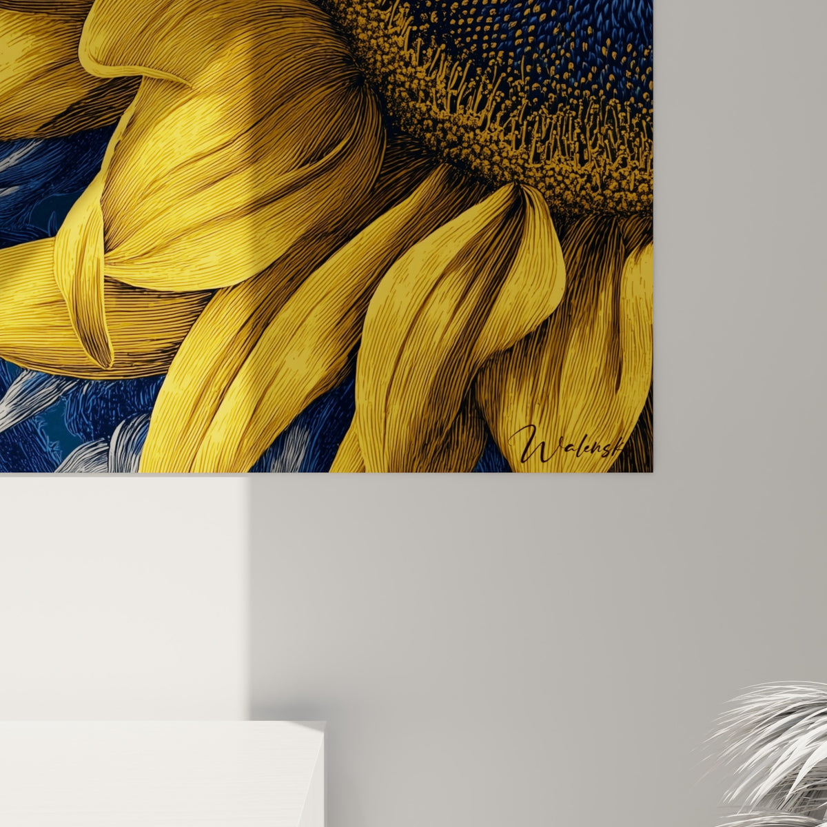 Grain fin des pétales dorés et cœur brun texturé du tournesol, détail rapproché sur toile imprimée