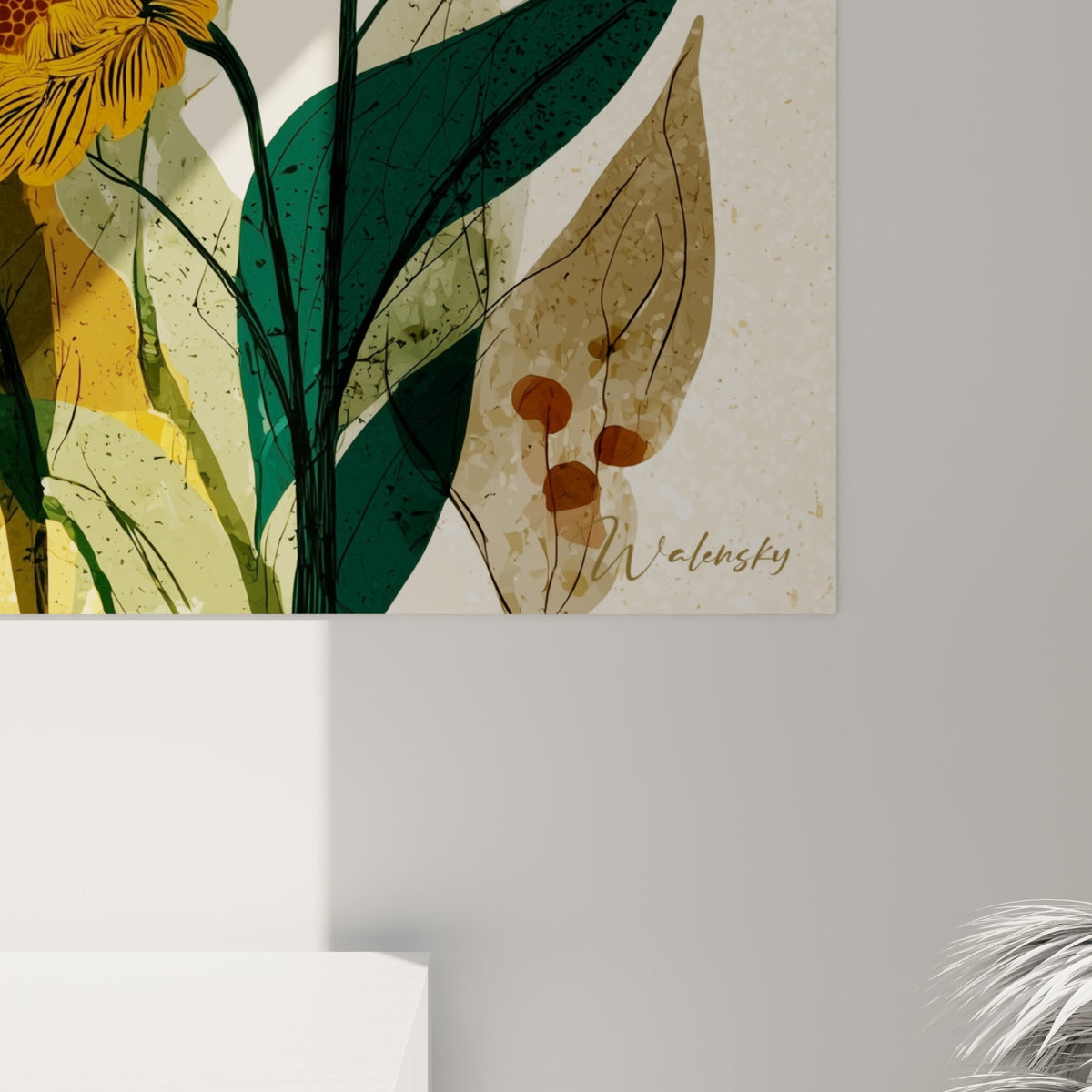 Détail des pétales dorés et du cœur alvéolé brun rouille, texture illustrative fine sur fond ivoire