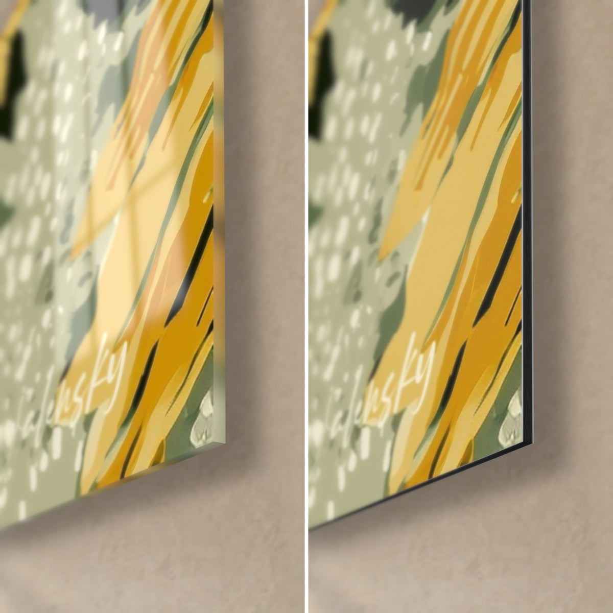Schilderij van een zonnebloem met mosterdgele bloemblaadjes, rechtsonder: glanzend acrylglas links, mat zwart Dibond rechts